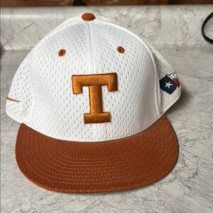 Nike UT baseball fitted cap. White and Orange T Cap